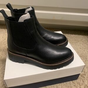 Caslon Miller Water Resistant Lug Chelsea Boot (Women)